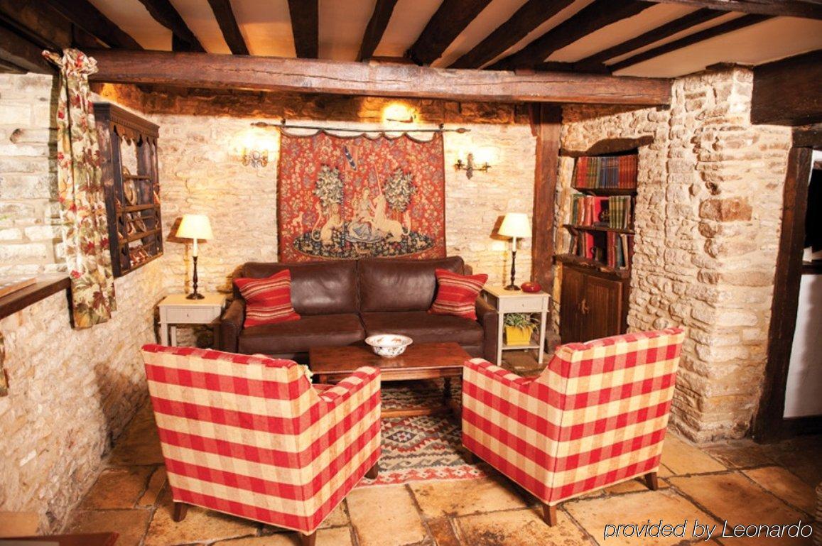 Old Swan Hotel Уитни Екстериор снимка
